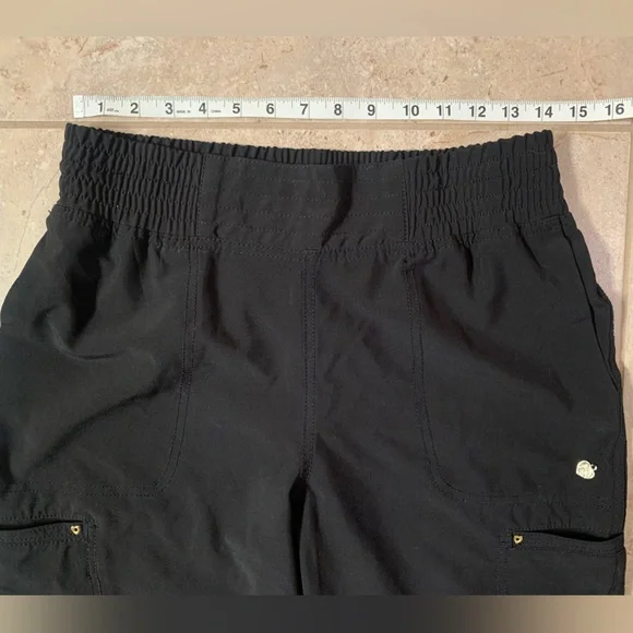 🖤 Heart Soul Women’s Black Scrub Cargo Pants Straight Leg Gold Heart Size Medium - Picture 7 of 14